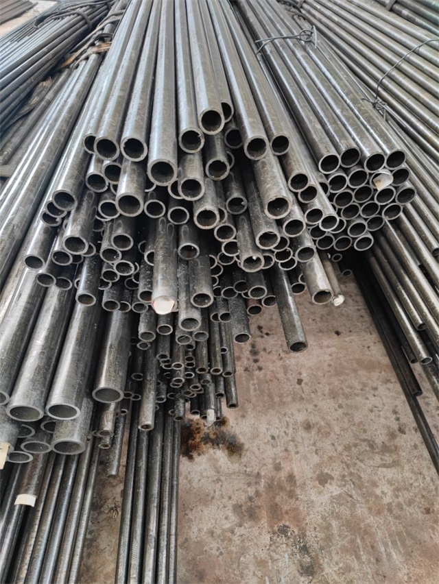 甘南精密光亮无缝钢管厂